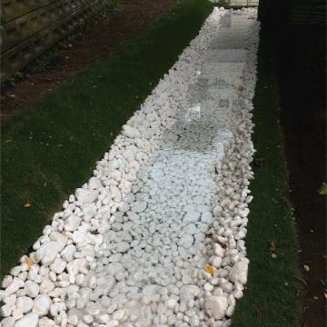 ヒノデザインアソシエイツに川？ができました！